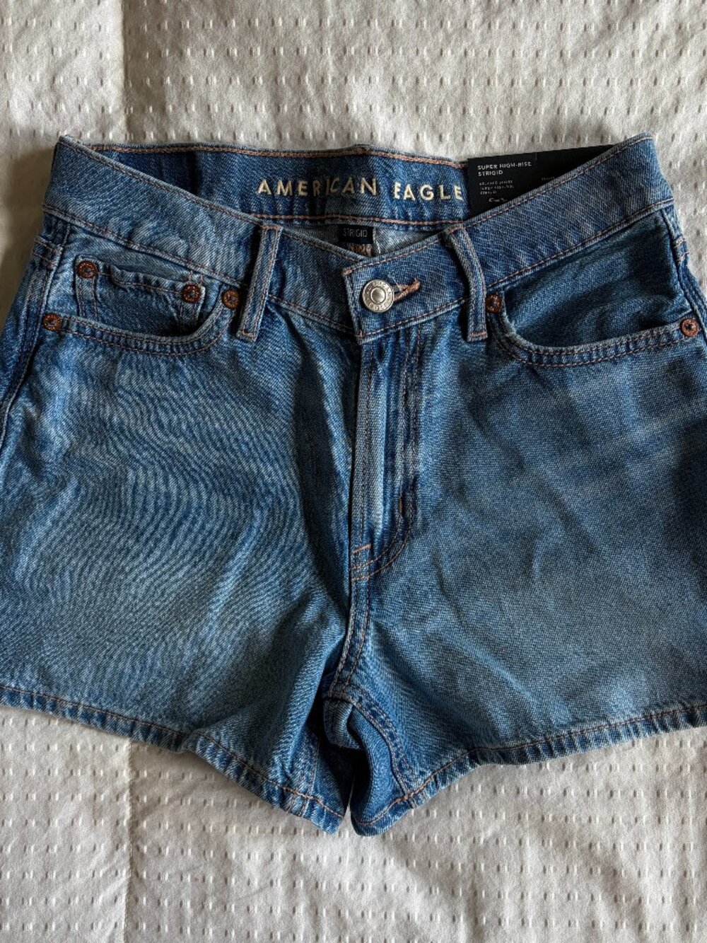 American Eagle Strigid Relaxed Short 000 23W NWT Super High Rise